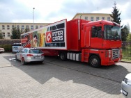 SZKOLENIE W MOBILNEJ SALI WYKŁADOWEJ SHOW-CAR