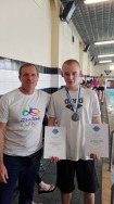 BARTOSZ OLEWNIK DWUKROTNYM MEDALISTĄ MISTRZOSTW TORUNIA W PŁYWANIU