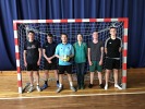 Klasa 2B5 - Wicemistrzowie szkoły z wychowawczynią panią Agnieszką Daniel